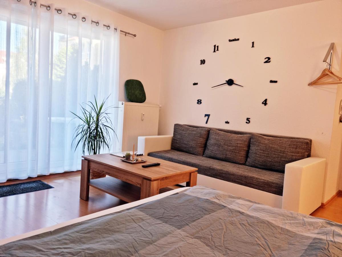 Brise Business Apartment Nahe Leipziger Messe - Porsche - Bmw - Dhl - Wlan - Parkplatz - Business Travelers Only Eksteriør bilde